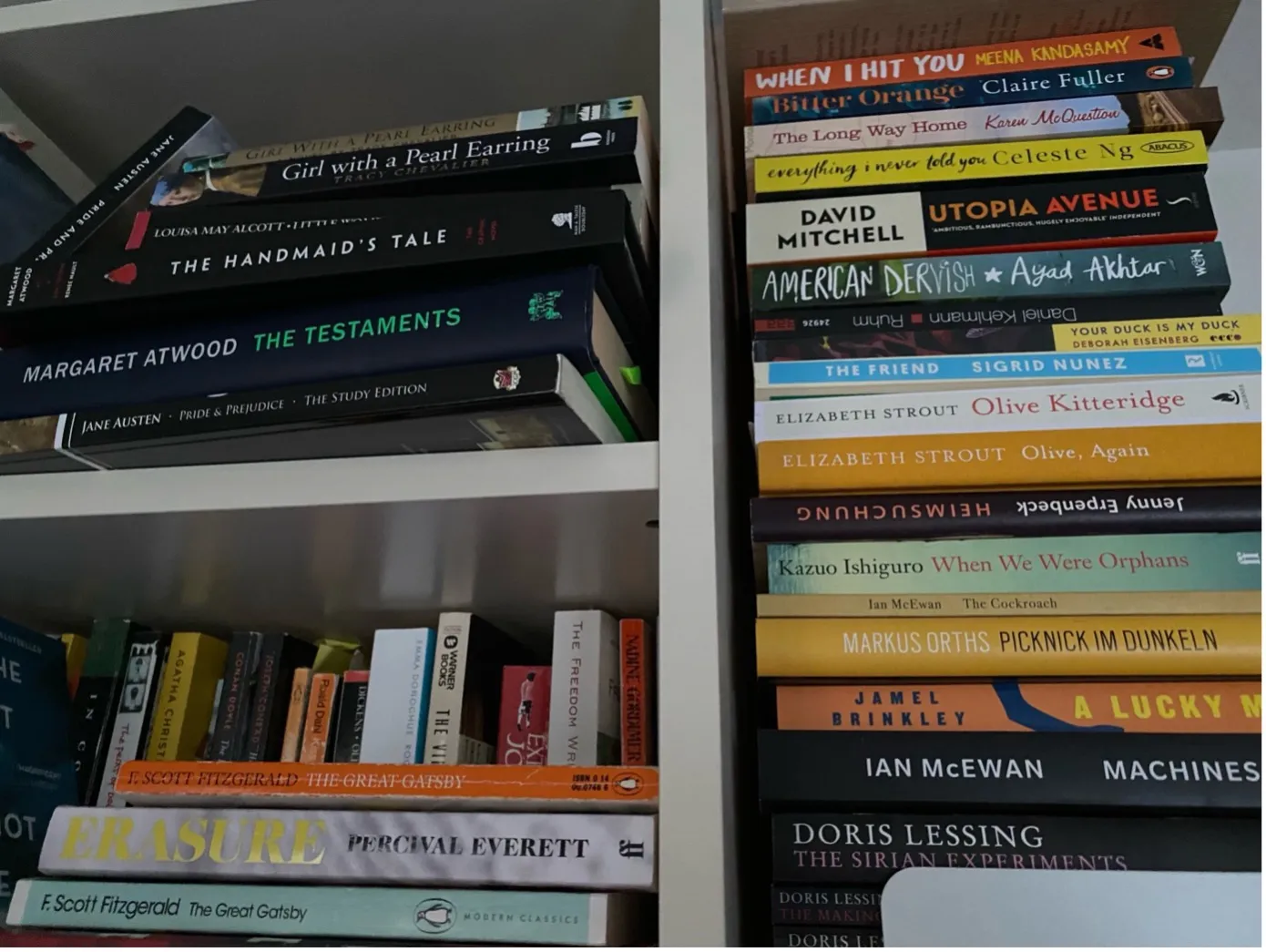 Einblick ins Buchregal von Yvonne Einblick ins Buchregal von Yvonne